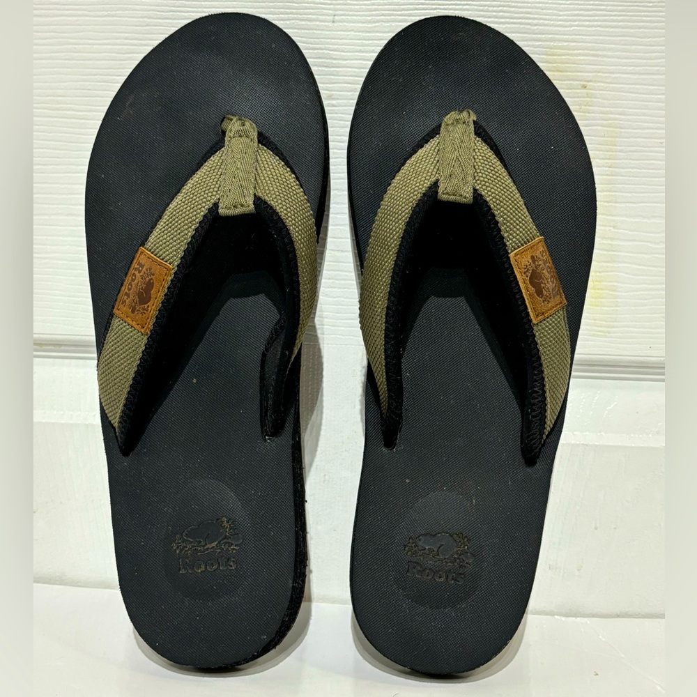 Roots Men’s  All day Impact Cushion Sandals / size 12
